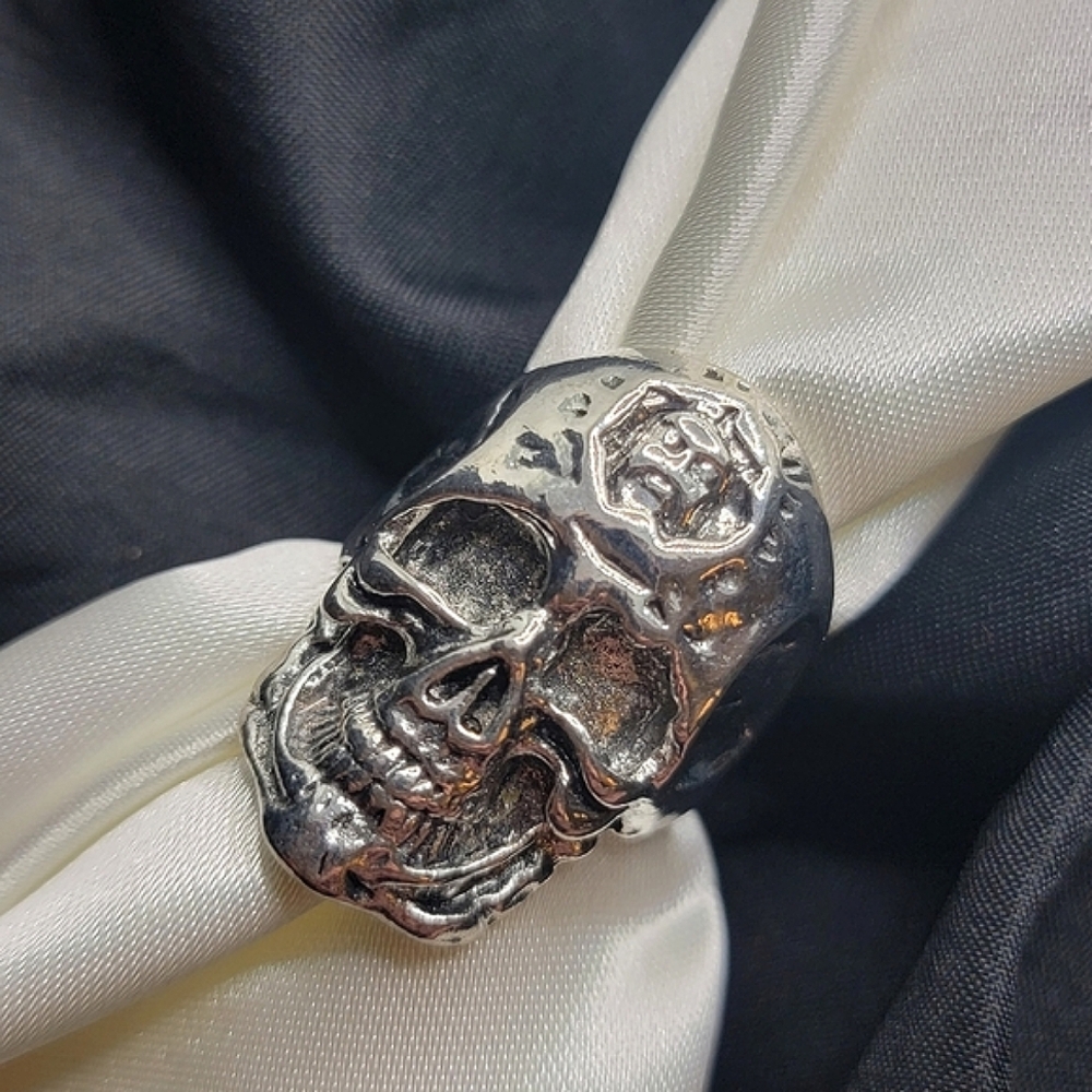 Third eye skull ring